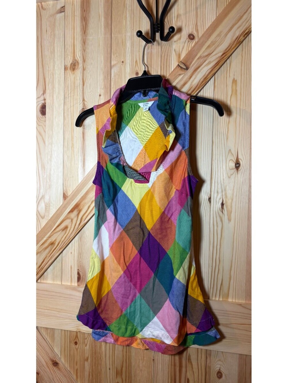 Crown & Ivy Sleeveless Multicolor Argyle Print Top XS